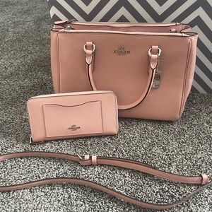 COACH PINK LEATHER PURSE AND WALLET SET